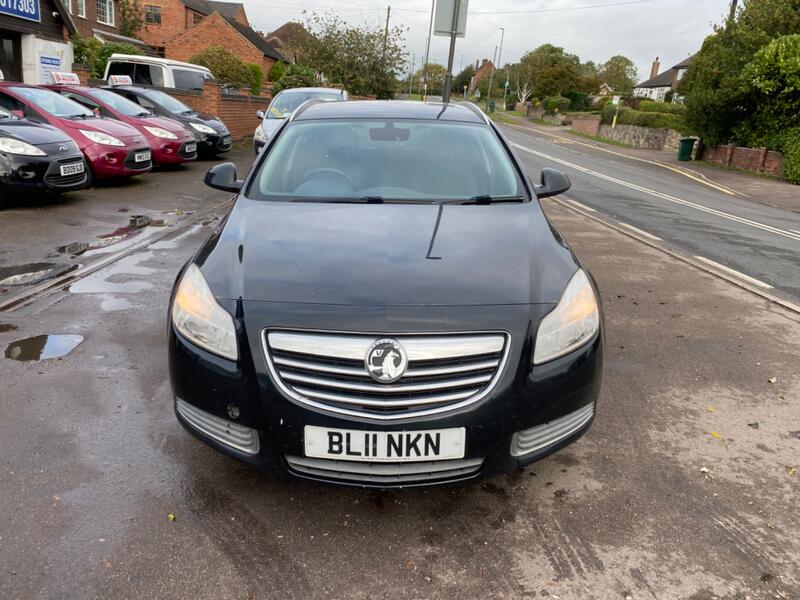 View VAUXHALL INSIGNIA 2.0 CDTi 160  ECOFLEX  SE ESTATE *1 PREVIOUS OWNER * LAST OWNER 9 YEARS *