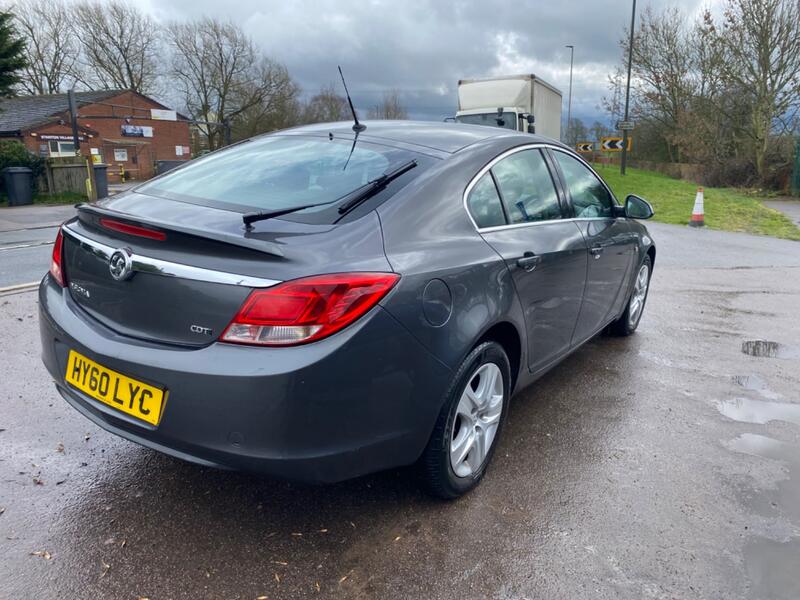 VAUXHALL INSIGNIA