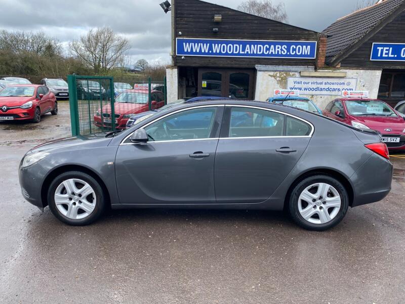 VAUXHALL INSIGNIA