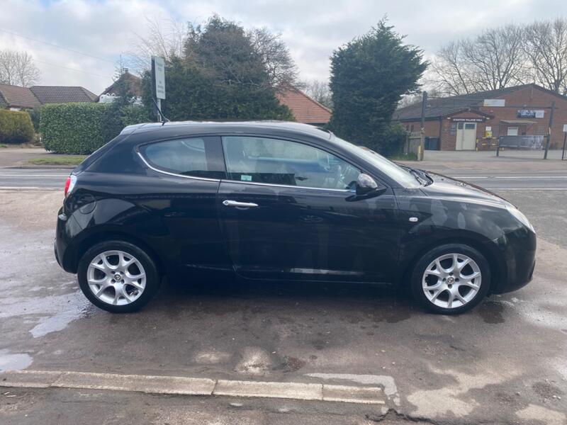 View ALFA ROMEO MITO 1.4 Mito 1.4 16v Lusso * FULL SERVICE HISTORY * LAST OWNER 8 years *