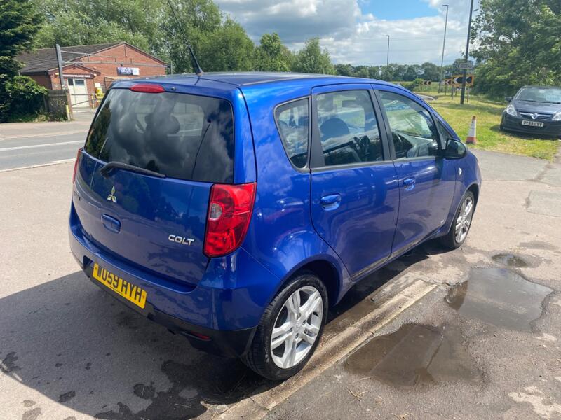 MITSUBISHI COLT