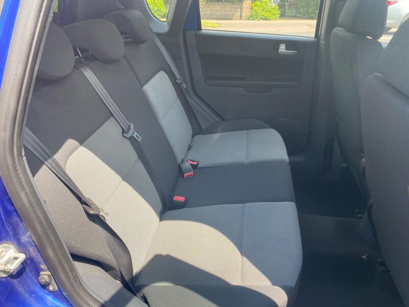 MITSUBISHI COLT