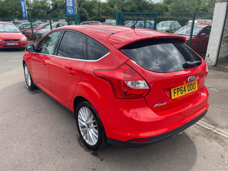 FORD FOCUS