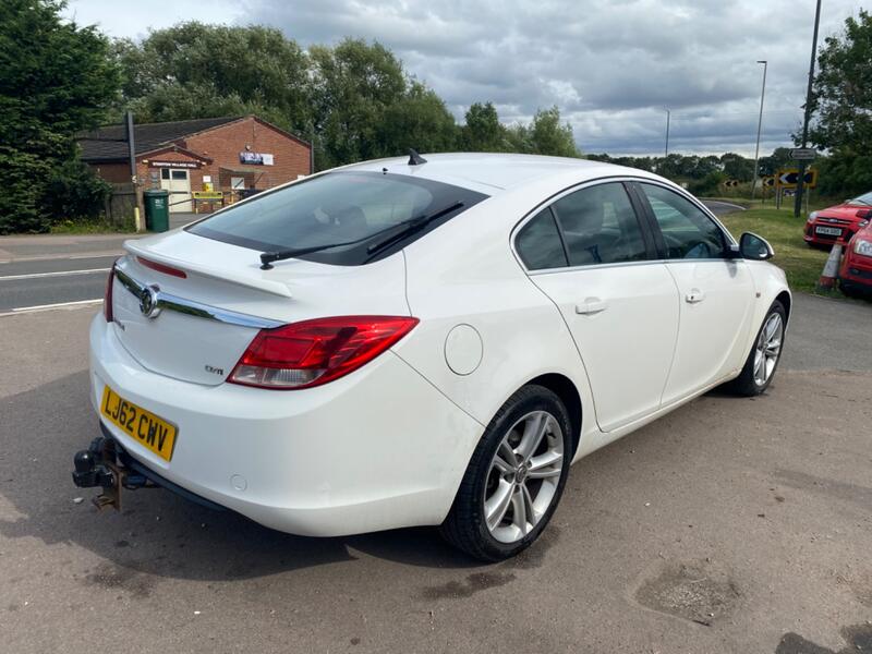 VAUXHALL INSIGNIA