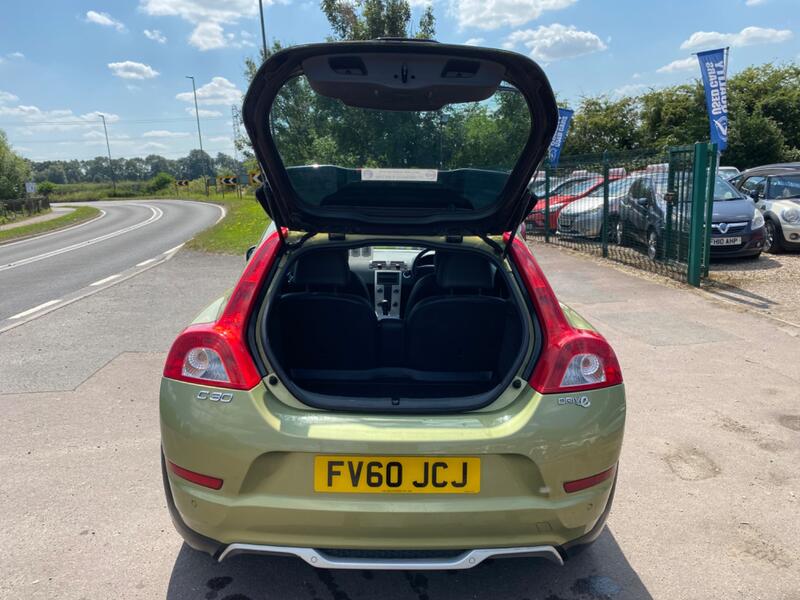 VOLVO C30