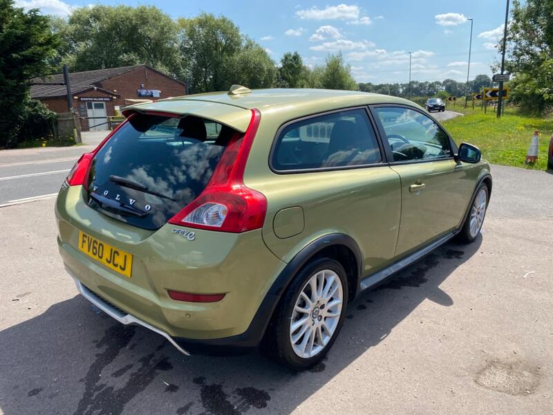 VOLVO C30