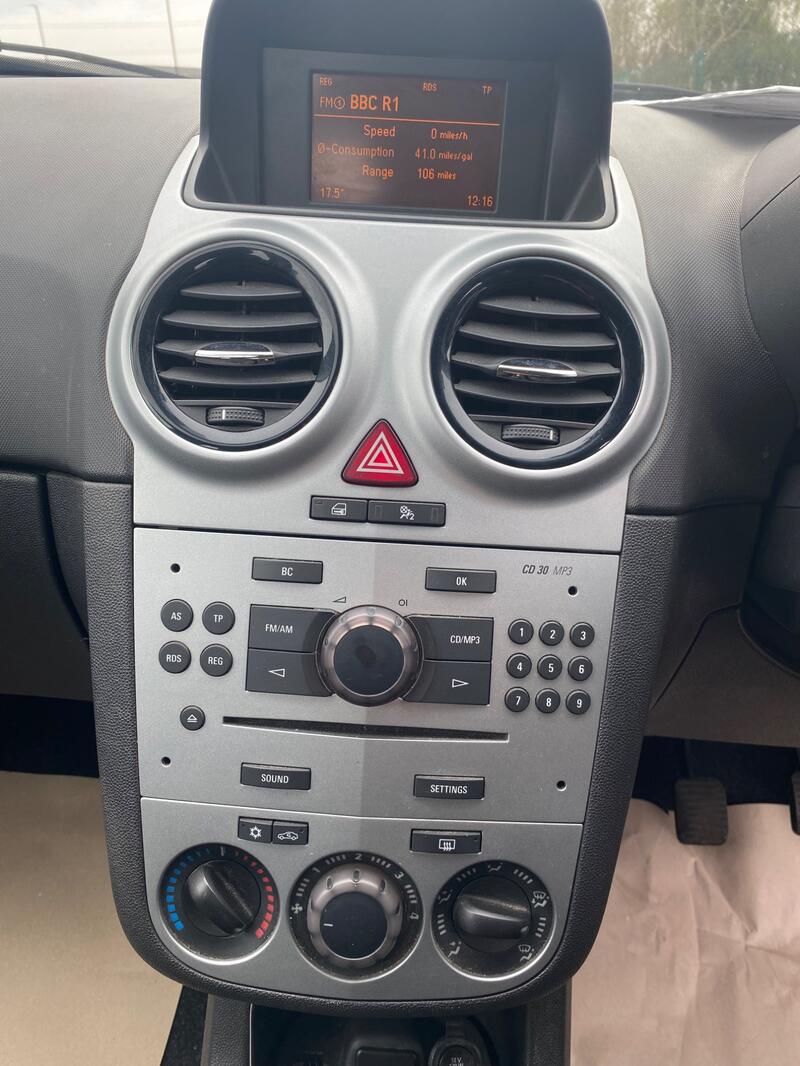 VAUXHALL CORSA