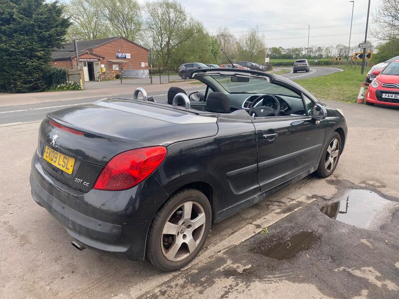 PEUGEOT 207 CC