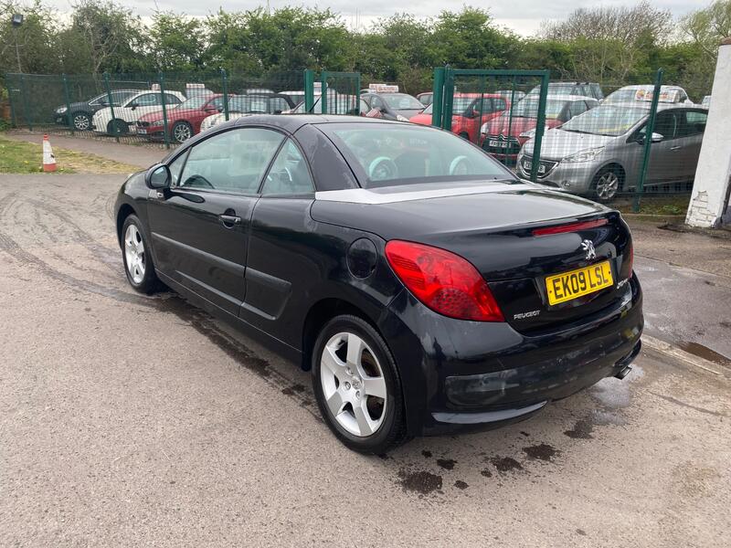 PEUGEOT 207 CC