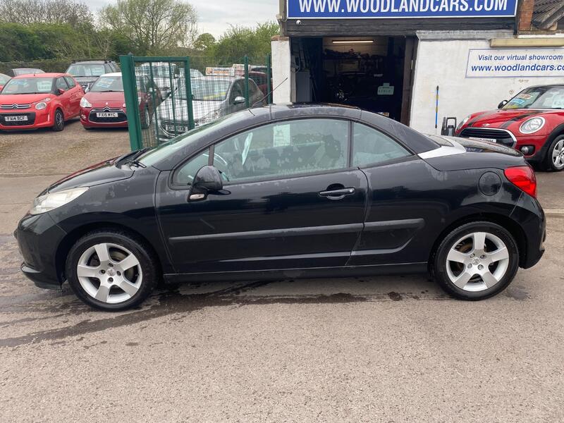 PEUGEOT 207 CC