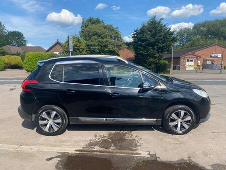 PEUGEOT 2008 1.6 e-HDi Allure * Last Owner 8.5 Years * Privacy Glass * Half Leather * £20 Road Tax *