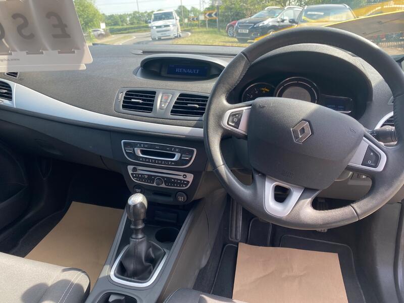 RENAULT MEGANE