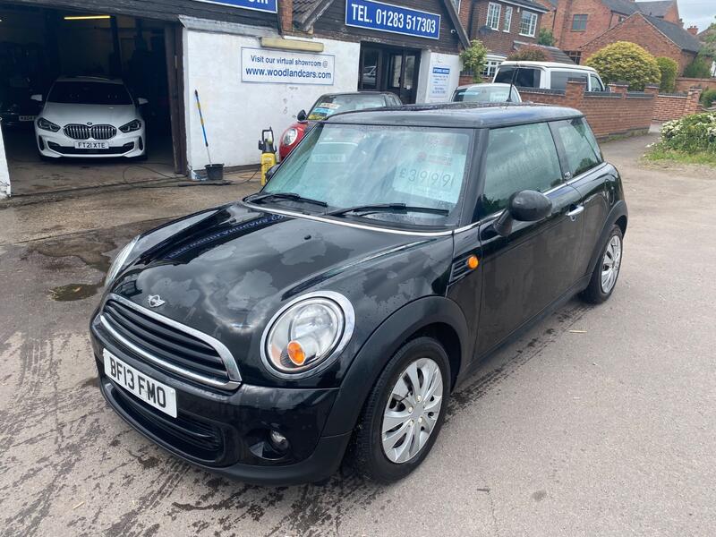 MINI HATCH