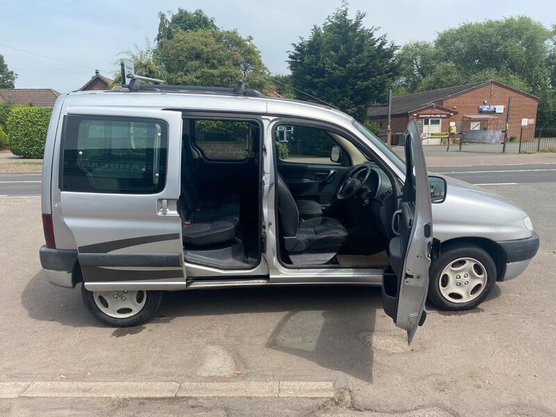 View PEUGEOT PARTNER 1.4 Quiksilver Mpv * 1 previous owner *