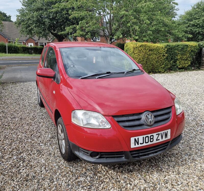 View VOLKSWAGEN FOX 1.2 6V Urban Fox * LOW INSURANCE * MOT 19/6/26 *