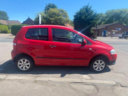 VOLKSWAGEN FOX 1.2 6V Urban Fox * LOW INSURANCE *  SERVICE HISTORY * MOT 19/6/26 *