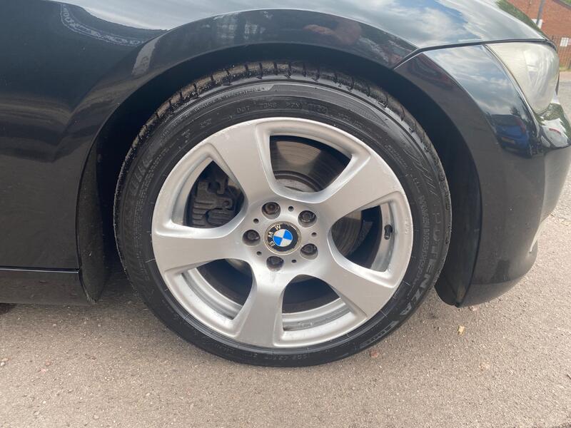 BMW 3 SERIES