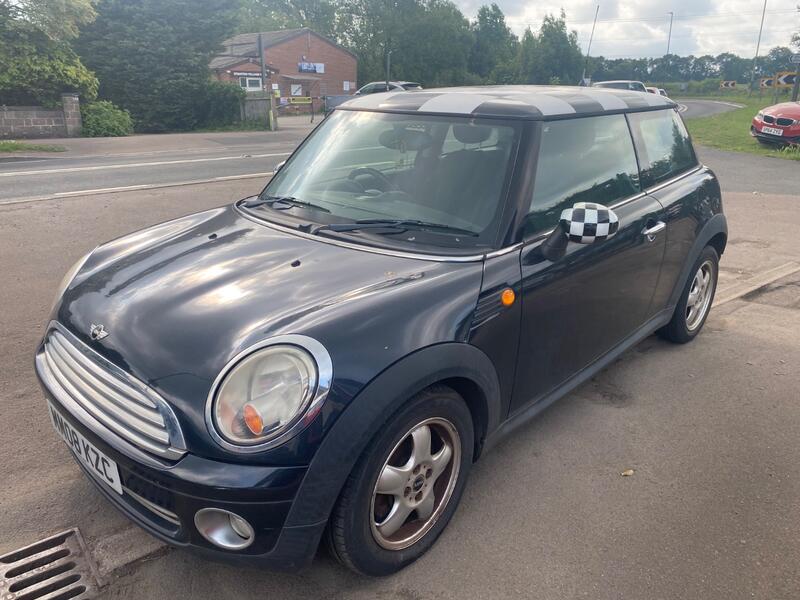 View MINI HATCH 1.4 One Hatch