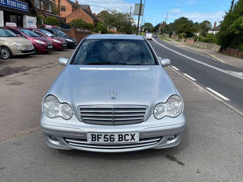 View MERCEDES-BENZ 220 C220 2.1 CDI CLASSIC SE