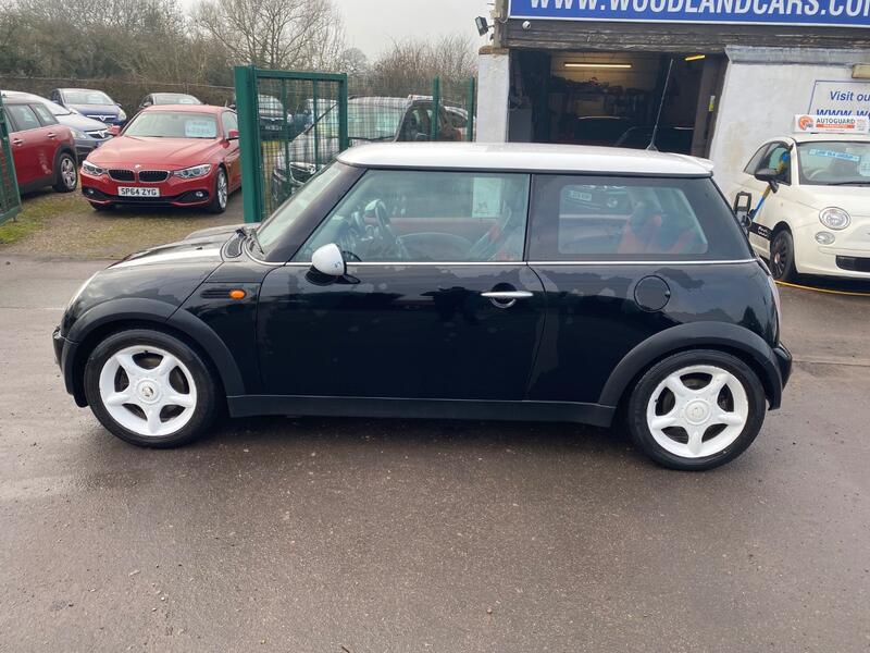 MINI HATCH COOPER