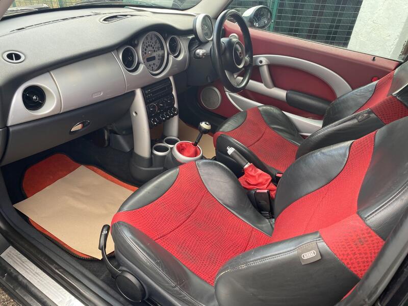 MINI HATCH COOPER