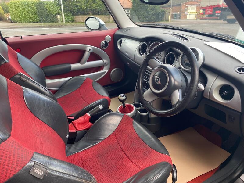 MINI HATCH COOPER