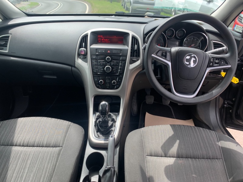 VAUXHALL ASTRA