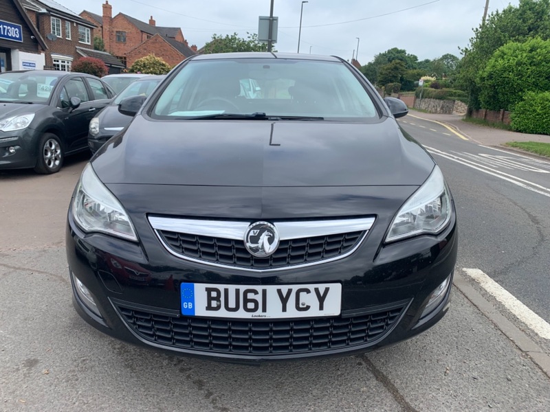View VAUXHALL ASTRA EXCITE 1.4