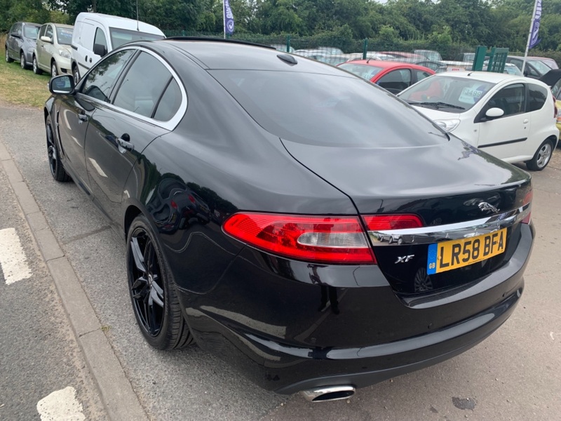 JAGUAR XF