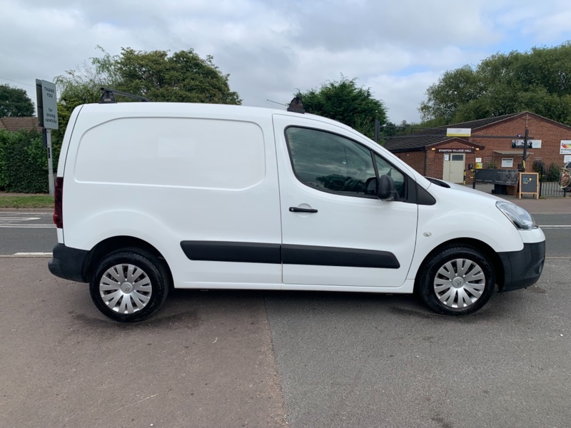 View CITROEN BERLINGO 1.6 HDI L1 850KG ENTERPRISE SPECIAL EDITION PANEL VAN **NO VAT**1 OWNER**