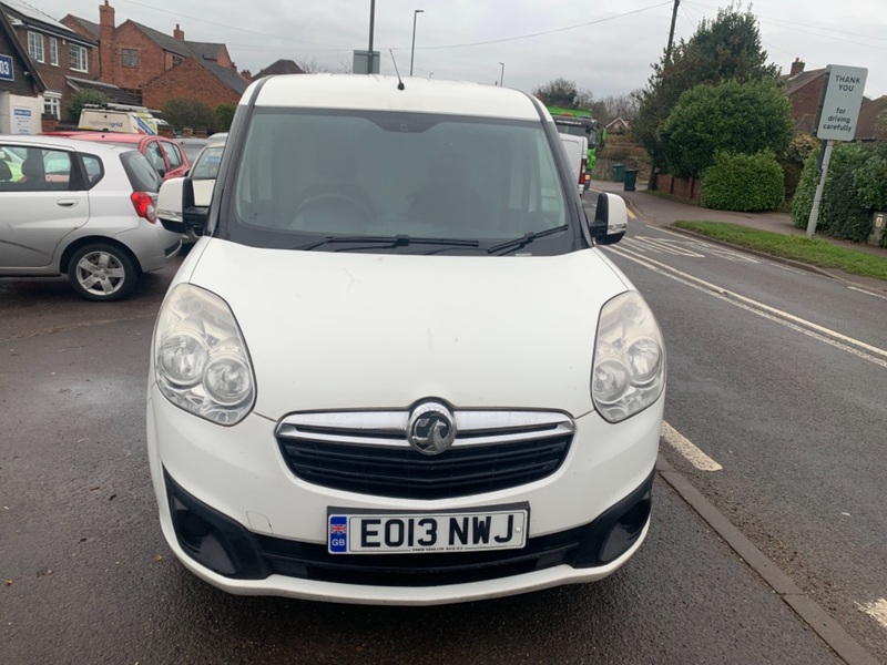 View VAUXHALL COMBO 2300 L2H1 CDTI SS SPORTIVE 1.6 CDTI 16v LWB