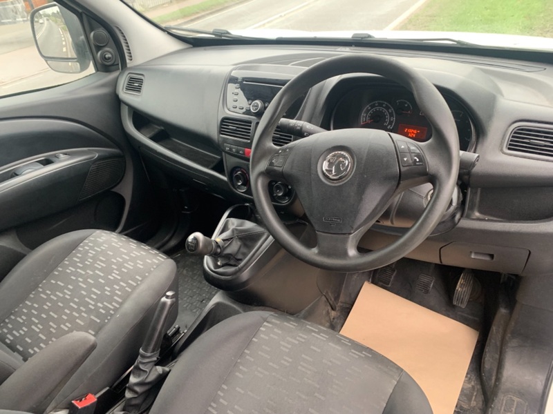 VAUXHALL COMBO