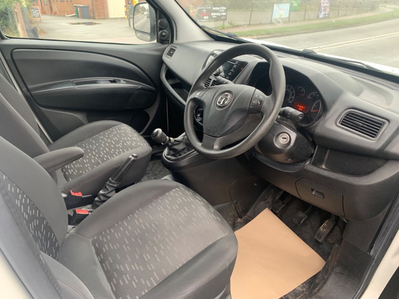 VAUXHALL COMBO