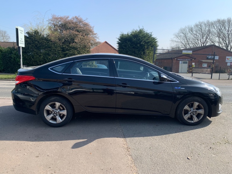 View HYUNDAI I40 1.7 CRDI ACTIVE BLUE DRIVE **£30 ROAD TAX**