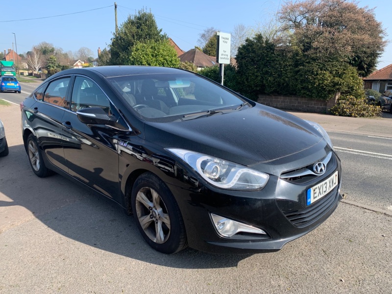 View HYUNDAI I40 1.7 CRDI ACTIVE BLUE DRIVE **£30 ROAD TAX**