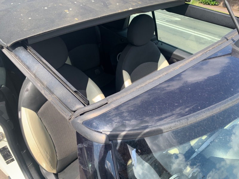 MINI CABRIOLET