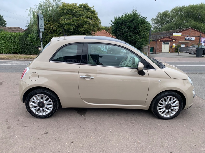 View FIAT 500 1.2 LOUNGE  *1 LADY OWNER * £35 ROAD TAX*PANORAMIC ROOF*