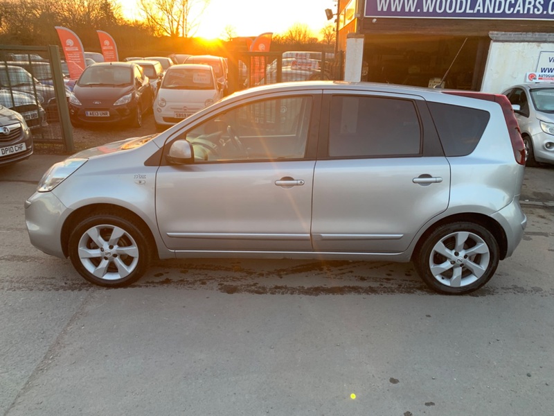 NISSAN NOTE