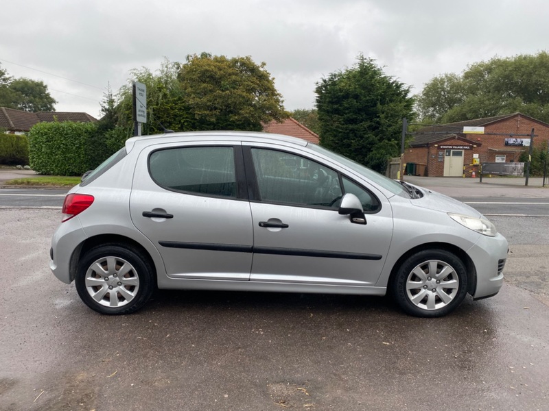 View PEUGEOT 207 URBAN 1.4 8v  5 Door **1 PREVIOUS OWNER**