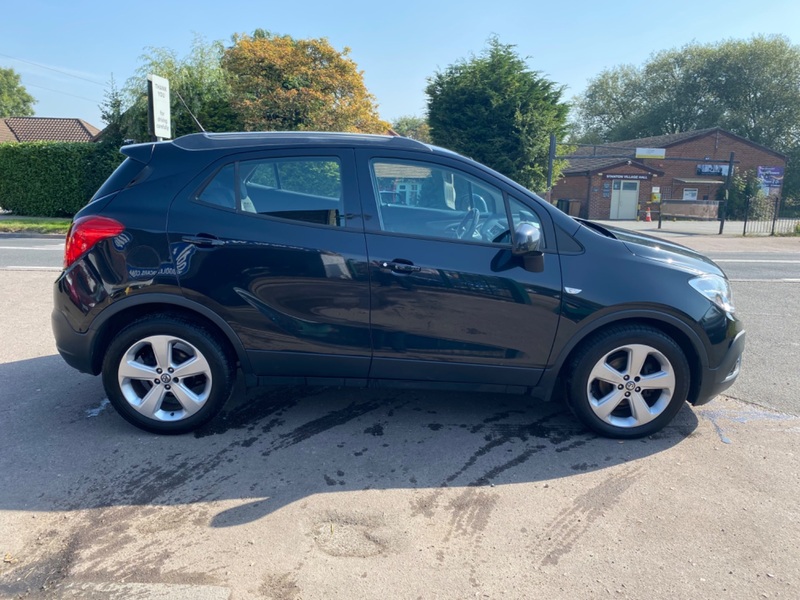 View VAUXHALL MOKKA 1.7 CDTI TECH LINE ** FULL SERVICE HISTORY **1 PREVIOUS OWNER ** £35 ROAD TAX**