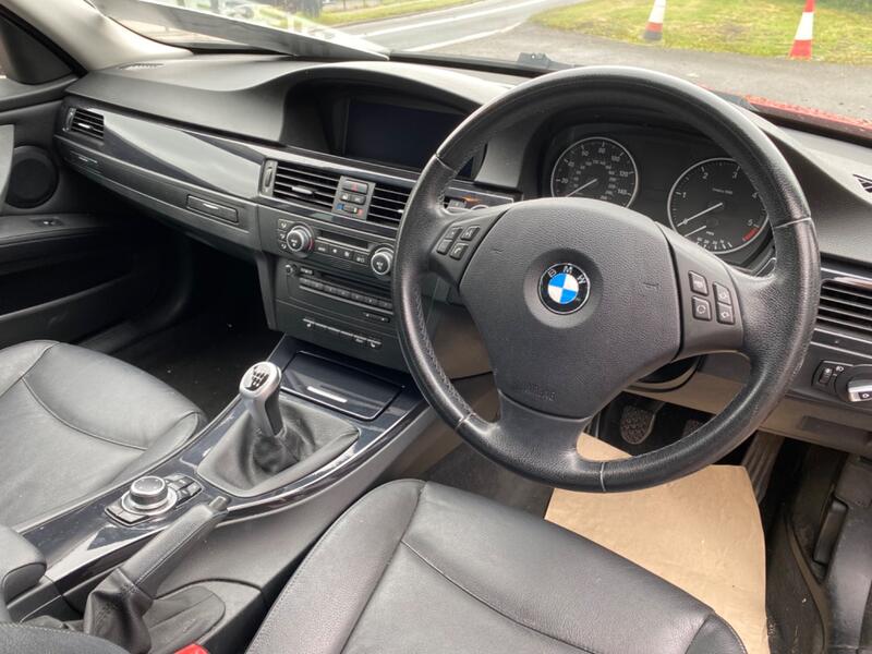 BMW 3 SERIES